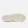 Dice Lo Bee Bird Sneaker