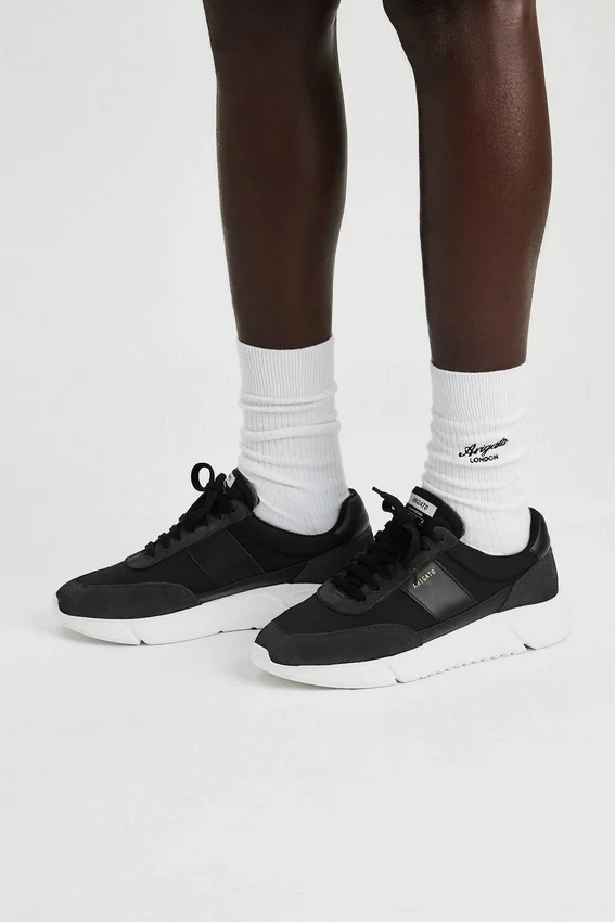 Genesis Vintage Runner Genesis Vintage Runner